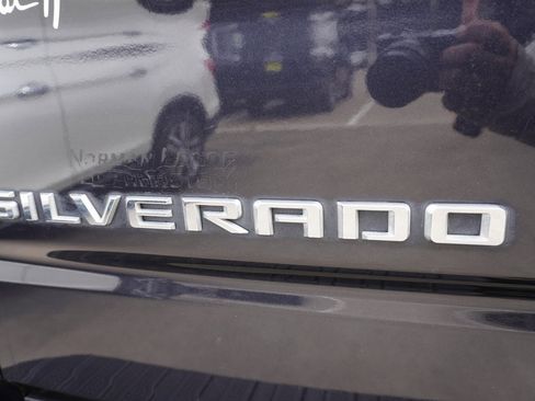 Used 2022 Chevrolet Silverado 1500 Custom image 29