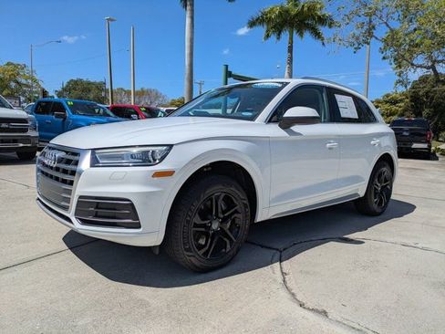 Used 2019 Audi Q5 2.0T Premium w/ Convenience Package AWD/4WD image 7