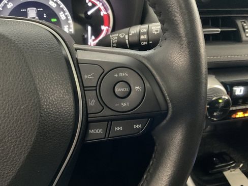 Used 2024 Toyota RAV4 XLE Premium image 13