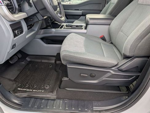 Used 2025 Ford F350 XLT image 2