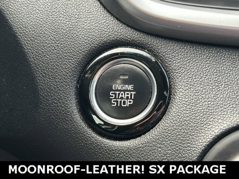 Used 2020 Kia Sorento SX image 28