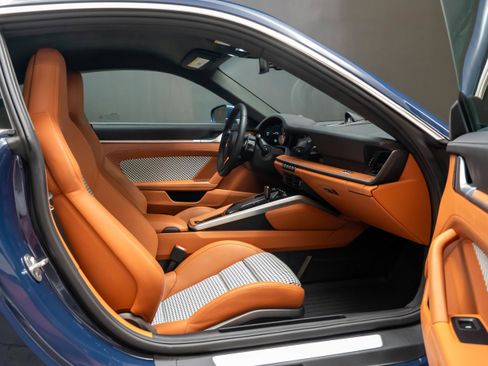 Certified 2023 Porsche 911 Turbo S AWD/4WD image 32