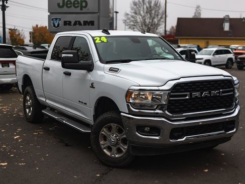 Used 2024 RAM 2500 Big Horn image 2