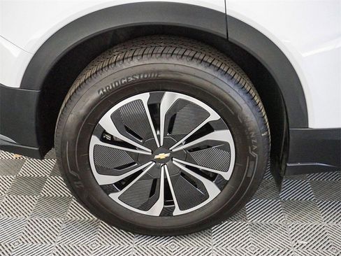 Used 2026 Chevrolet Blazer EV LT image 10