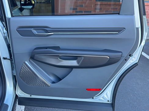 Used 2024 Kia EV9 Light Long Range image 45