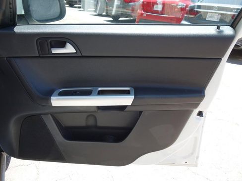 Used 2011 Volvo S40 T5 image 19