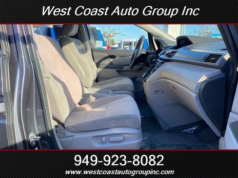 Used 2016 Honda Odyssey EX image 9