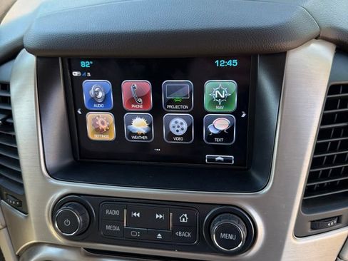 Used 2018 GMC Yukon XL Denali w/ Denali Ultimate Package AWD/4WD image 18