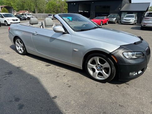 Used 2010 BMW 328i Convertible RWD image 6