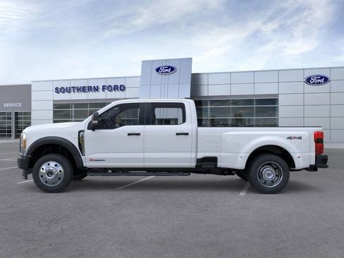 New 2026 Ford F450 XL w/ 360-Degree Camera Package image 3