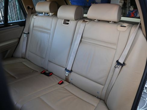 Used 2009 BMW X5 xDrive35d AWD/4WD image 32