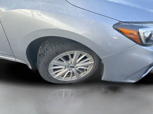 Used 2017 Subaru Impreza 2.0i Premium image 12