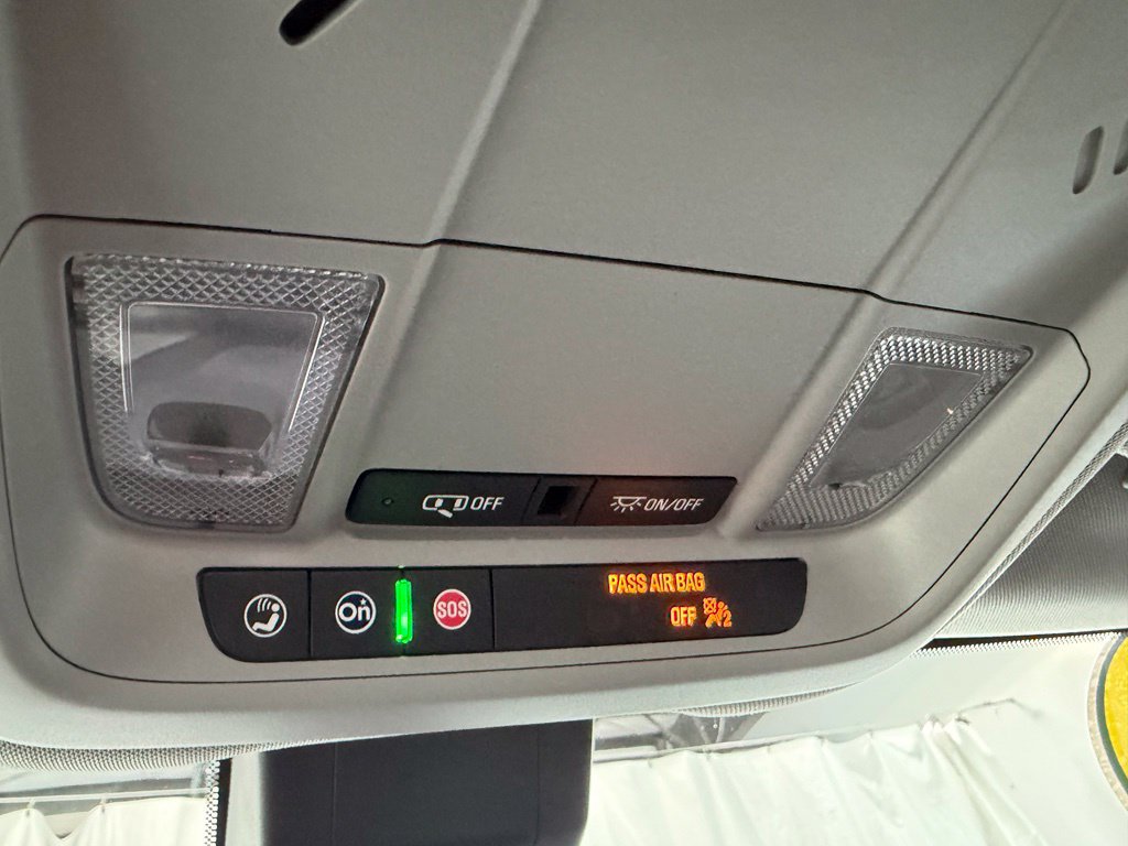 Used 2024 GMC Terrain SLE FWD image 26