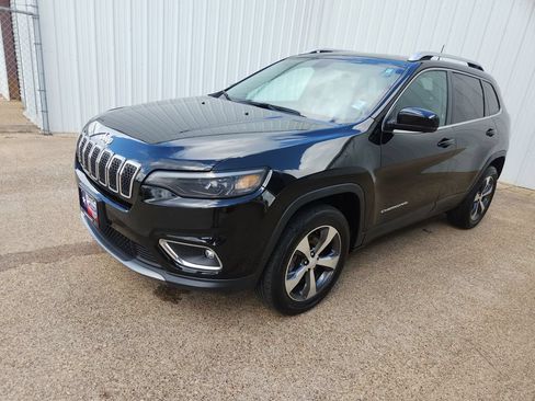 Used 2020 Jeep Cherokee Limited AWD/4WD image 4