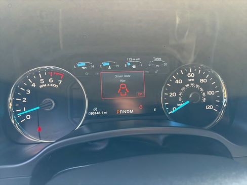 Used 2018 Ford F150 Lariat w/ Equipment Group 502A Luxury AWD/4WD image 20
