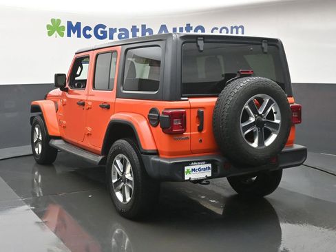 Used 2018 Jeep Wrangler Unlimited Sahara w/ Dual Top Group image 23