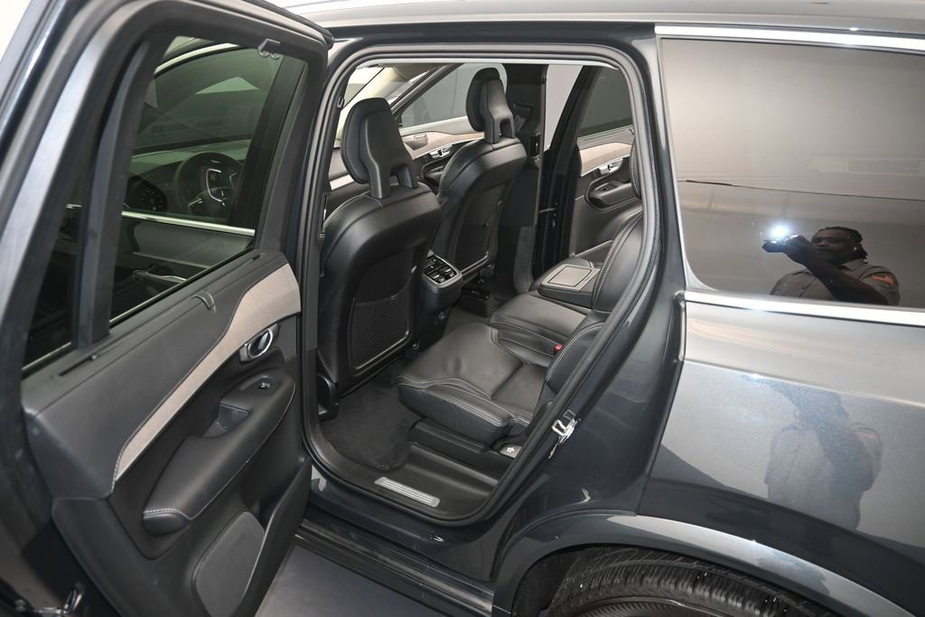 Used 2021 Volvo XC90 T6 Inscription w/ Advanced Package AWD/4WD image 12