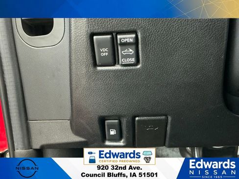 Used 2005 Nissan 350Z Grand Touring RWD image 17