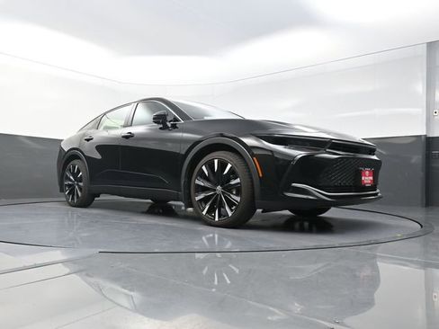 New 2026 Toyota Crown Platinum AWD/4WD image 32