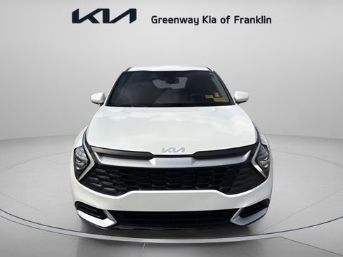Used 2024 Kia Sportage LX AWD/4WD image 2
