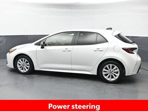 Certified 2026 Toyota Corolla SE FWD image 4