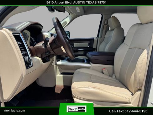 Used 2018 RAM 1500 Laramie w/ Convenience Group AWD/4WD image 19
