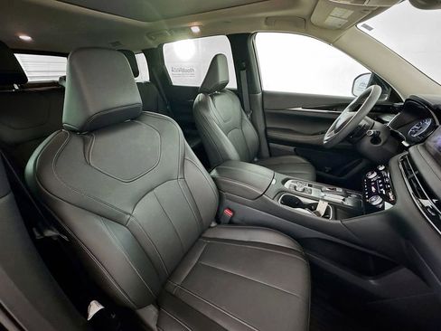 Used 2025 INFINITI QX60 Pure FWD image 29