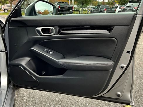 Used 2023 Honda Civic EX-L image 12