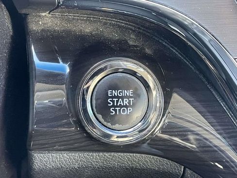 Used 2014 Toyota Avalon XLE image 29