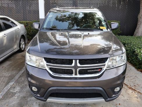 Used 2016 Dodge Journey SXT image 5