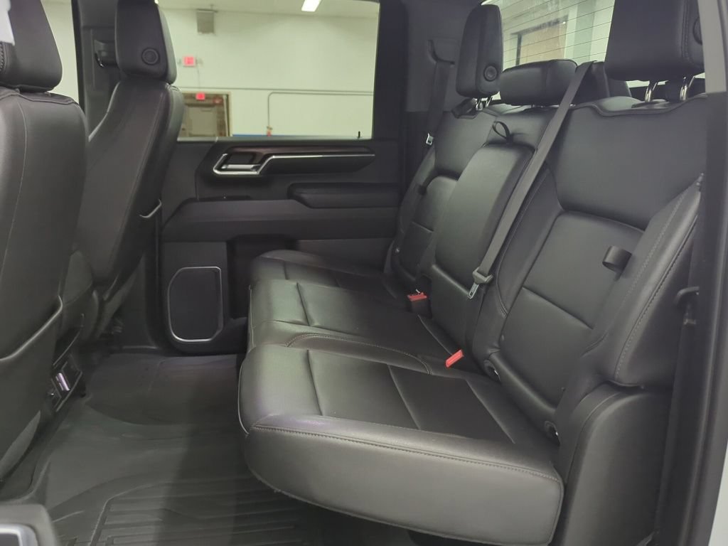 Used 2024 GMC Sierra 2500 SLT AWD/4WD image 25