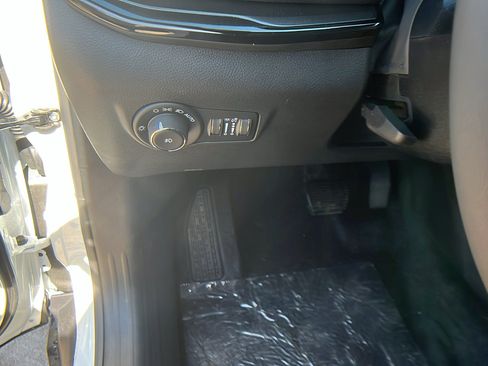 New 2025 Jeep Compass Latitude w/ Altitude Special Edition image 21