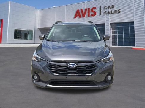 Used 2025 Subaru Crosstrek 2.5i Premium AWD/4WD image 2