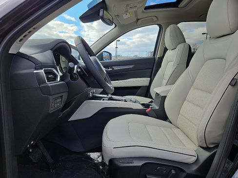 New 2025 MAZDA CX-5 AWD 2.5 S w/ Premium Plus Pkg image 11