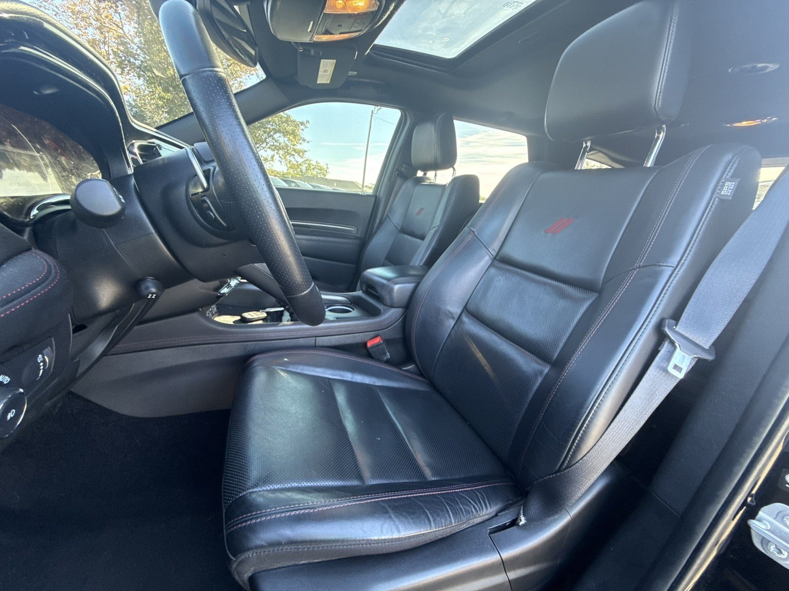 Used 2022 Dodge Durango R/T w/ Blacktop Package AWD/4WD image 9