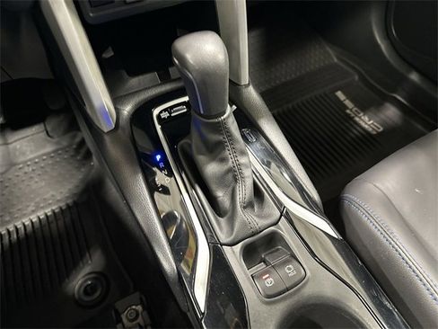 Used 2024 Toyota Corolla Cross XSE image 36