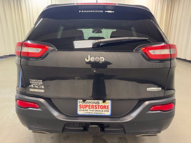Used 2015 Jeep Cherokee Latitude w/ Cold Weather Group AWD/4WD image 5