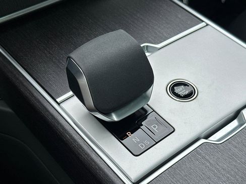 New 2026 Land Rover Range Rover SE AWD/4WD image 16