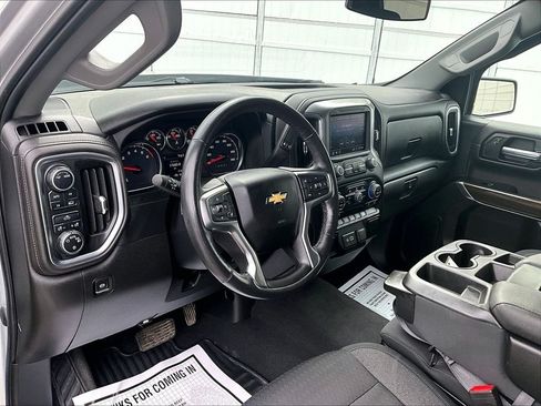 Used 2021 Chevrolet Silverado 1500 LT AWD/4WD image 8