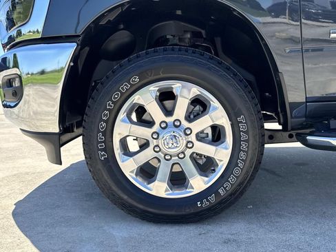 New 2026 RAM 2500 Laramie AWD/4WD image 6