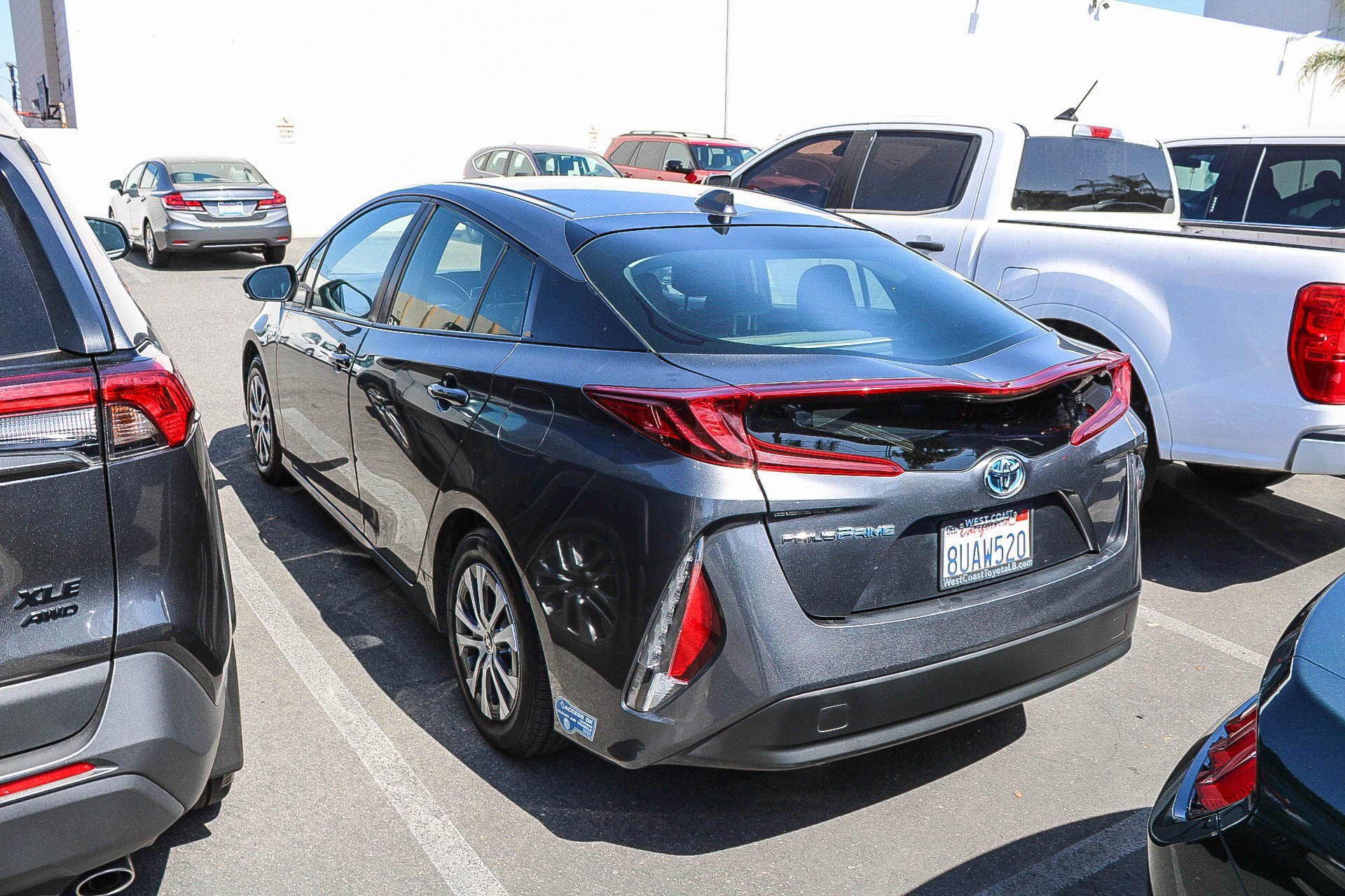 Used 2021 Toyota Prius Prime LE FWD image 8