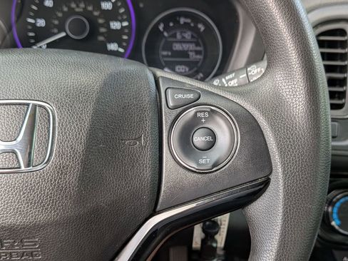 Used 2020 Honda HR-V LX image 20
