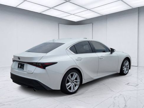 Used 2023 Lexus IS 300 w/ Comfort Package RWD image 4