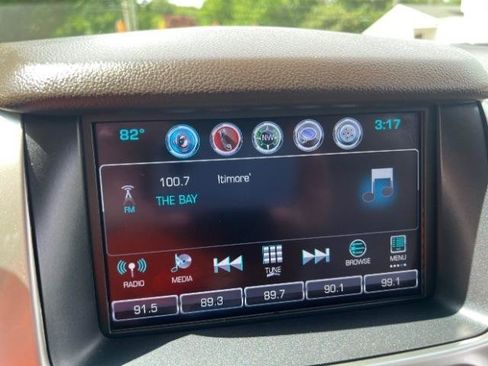 Used 2017 Chevrolet Tahoe Premier AWD/4WD image 39