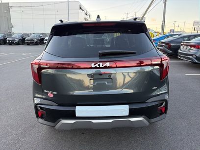 New 2026 Kia Seltos SX w/ SX Sunroof Package