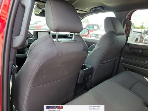 Used 2025 Toyota Tacoma SR5 AWD/4WD image 11