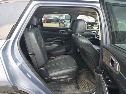 Used 2023 Kia Sorento SX Prestige AWD/4WD image 6
