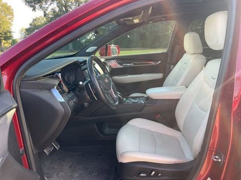 Used 2020 Cadillac XT5 Sportv AWD/4WD image 16