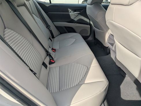 Certified 2024 Toyota Camry SE w/ Convenience Package image 17