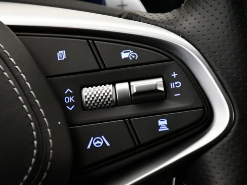 Used 2025 Genesis GV70 3.5T Sport w/ Sport Advanced Package image 25